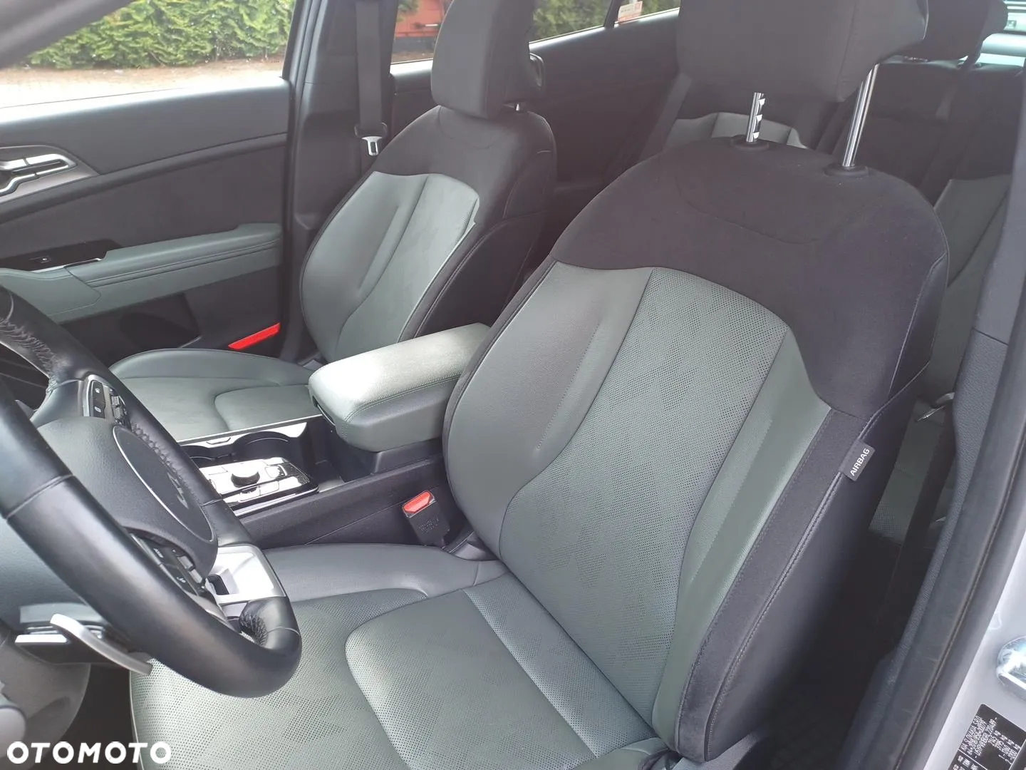 Kia Sportage 1.6 T-GDI HEV Anniversary 2WD - 11