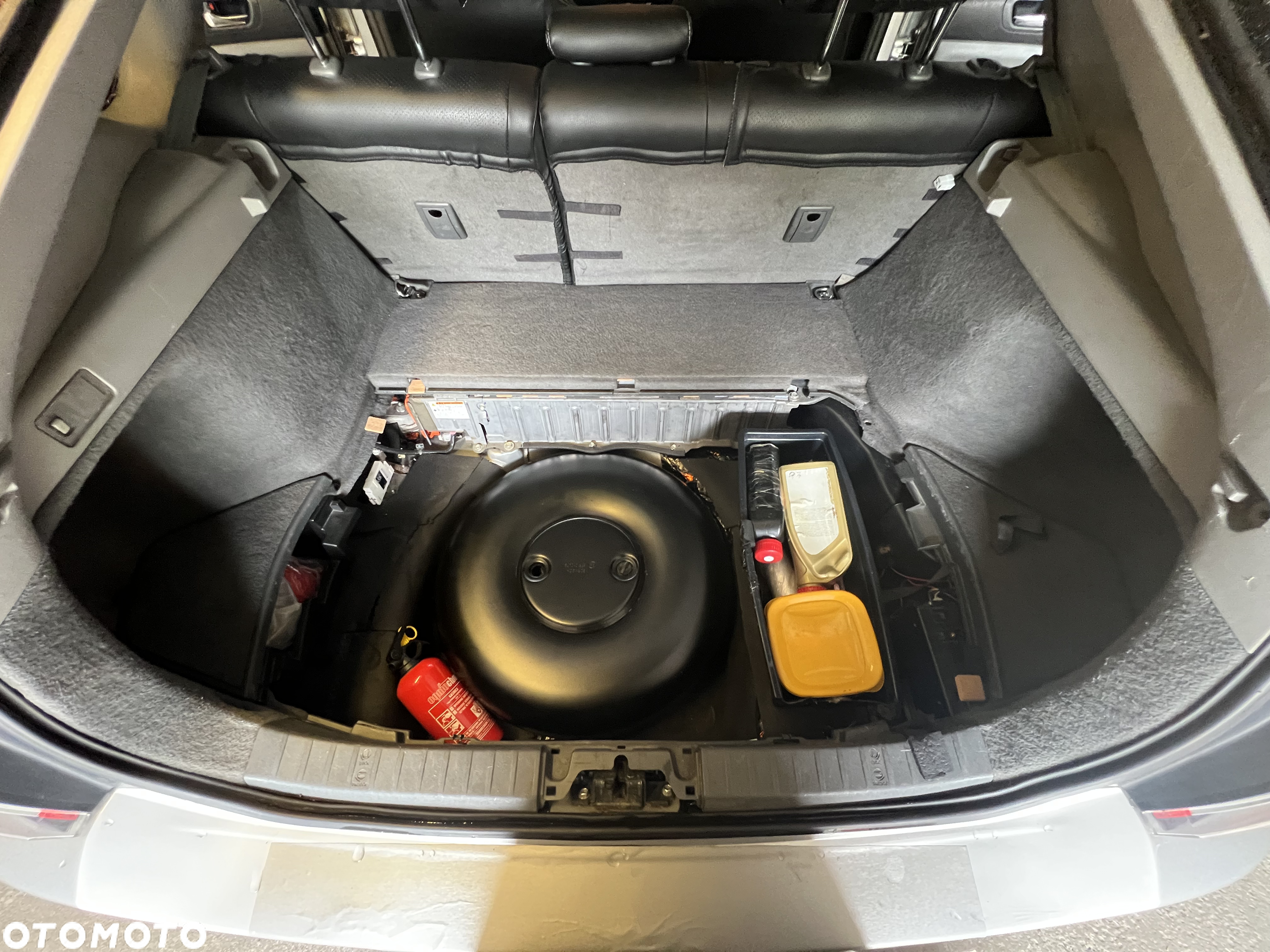 Toyota Prius - 33