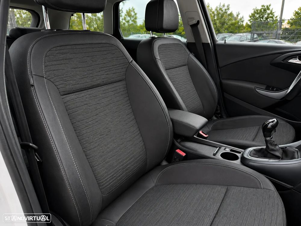 Opel Astra Sports Tourer 1.6 CDTI Dynamic S/S - 9