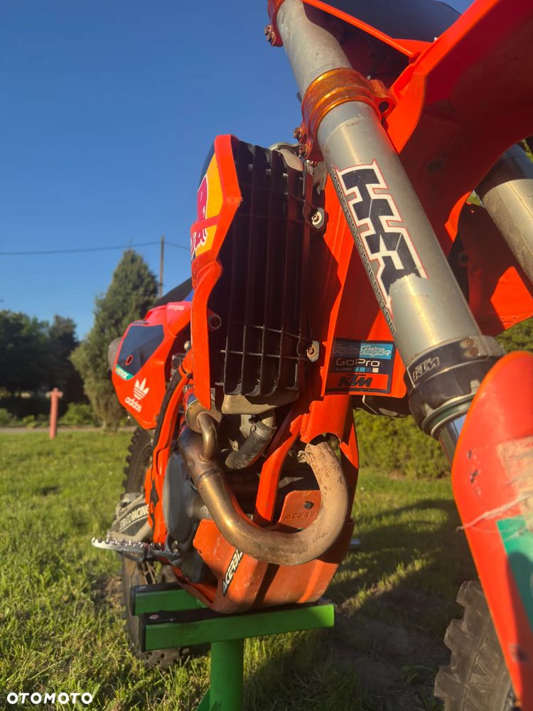 KTM SXF - 10