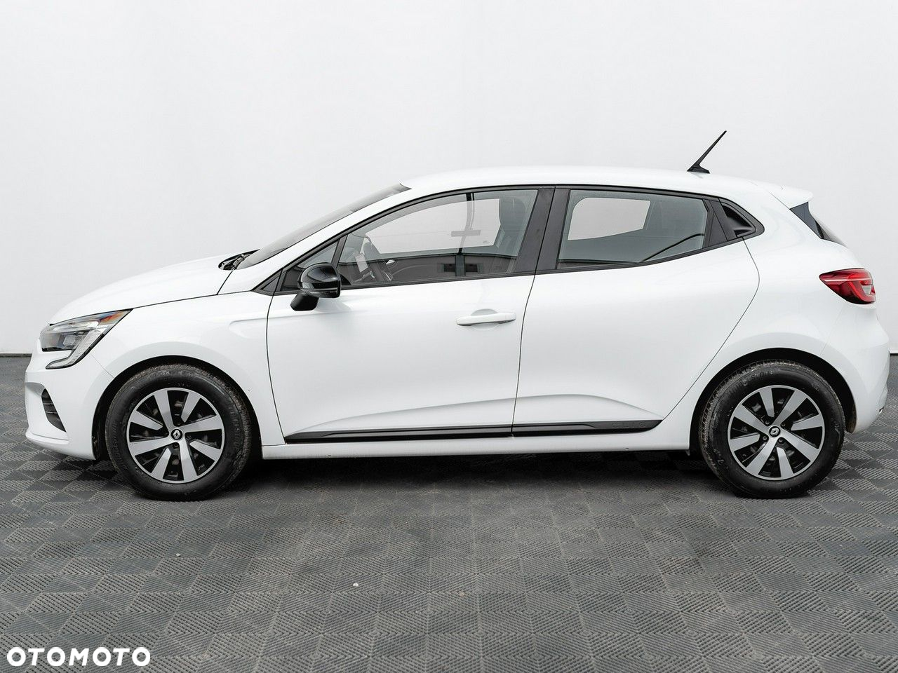 Renault Clio 1.0 TCe Equilibre - 10