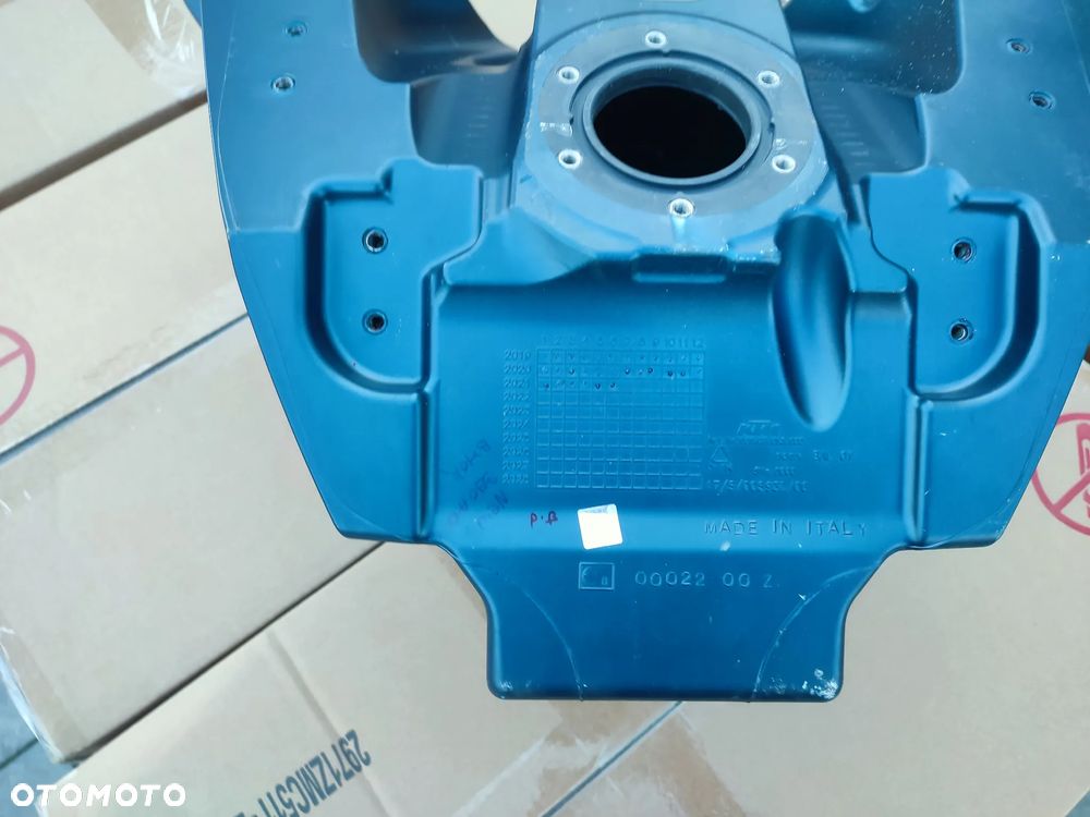 Bak, zbiornik paliwa KTM 390 Adventure - 35