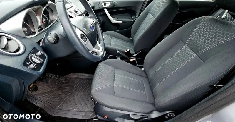 Ford Fiesta 1.4 Titanium - 22