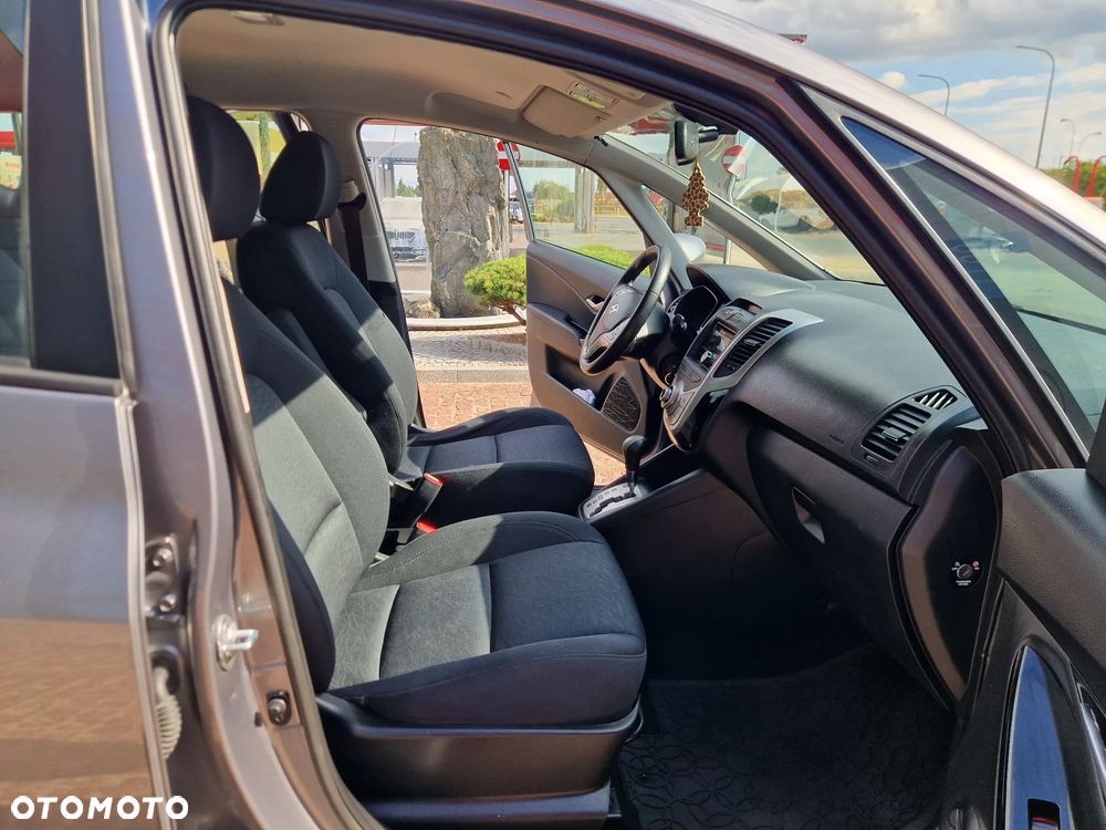 Hyundai ix20 1.6 Automatik Fifa World Cup Edition - 23