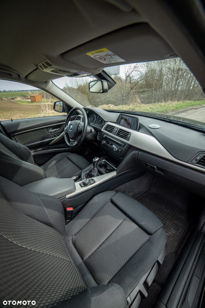 BMW Seria 3 - 11