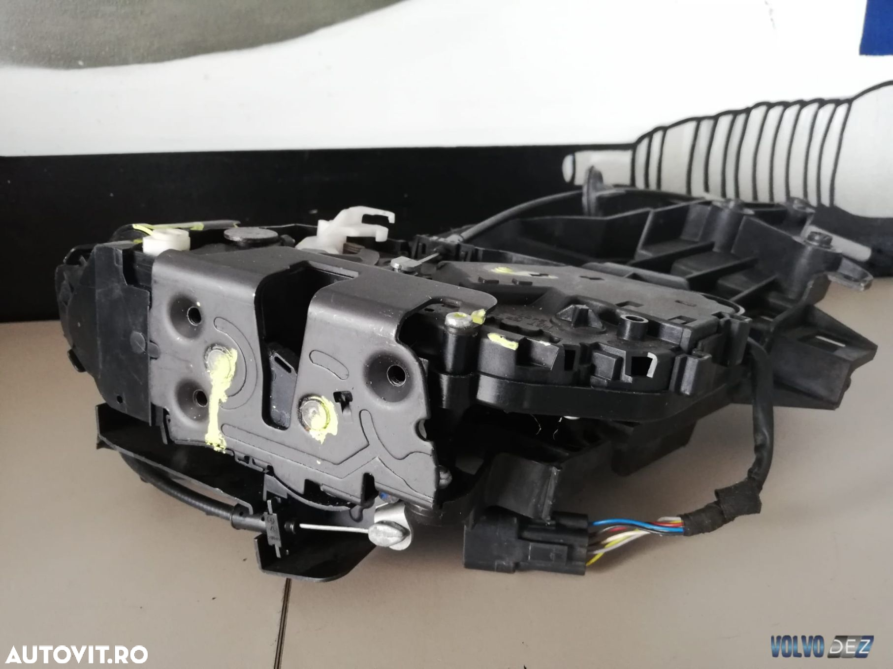 Broasca incuietoare usa spate stanga Volvo V50 30753692 - 2