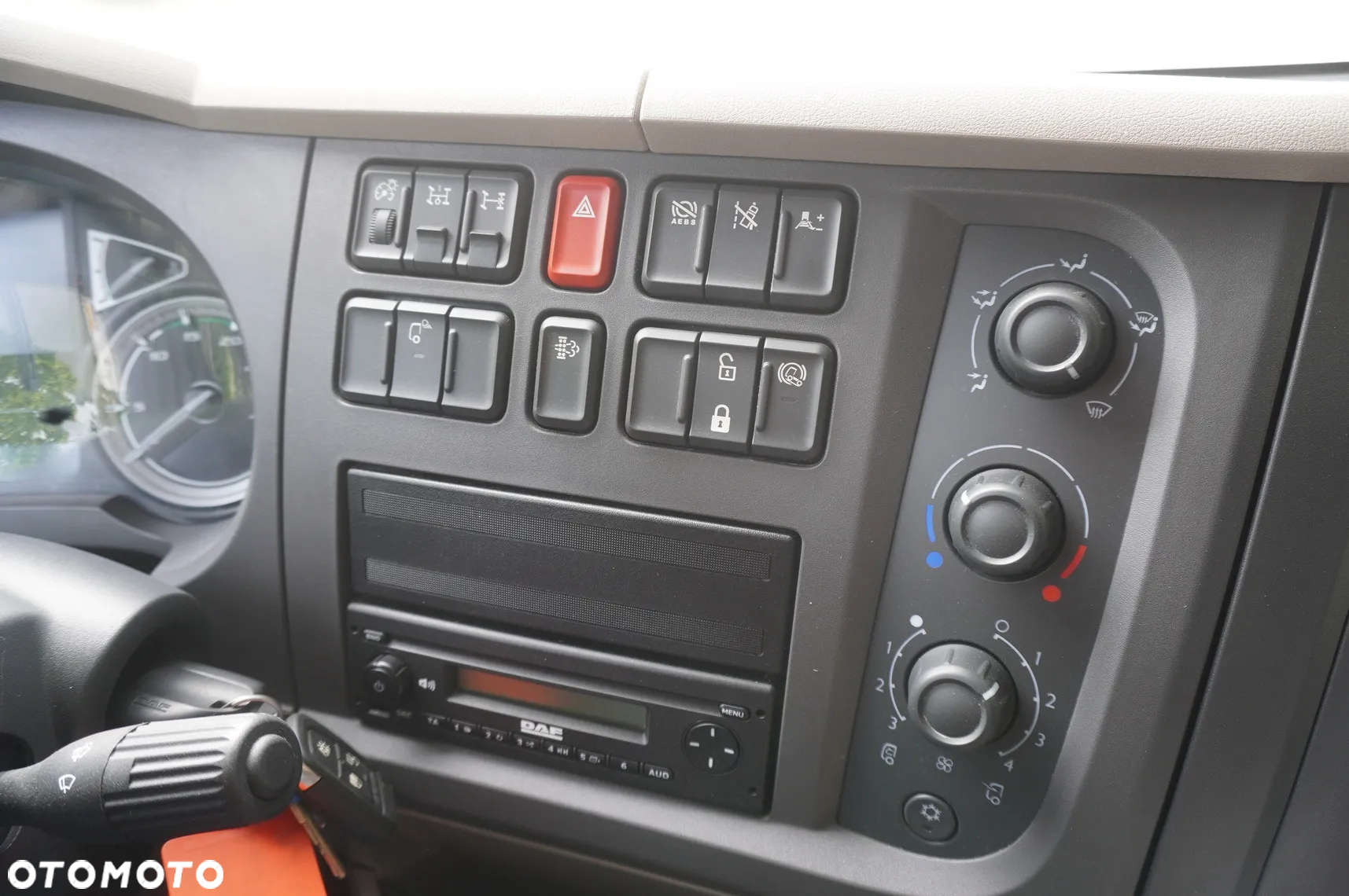 DAF LF 290 / Kontener 21 EPAL / 2021 - 25