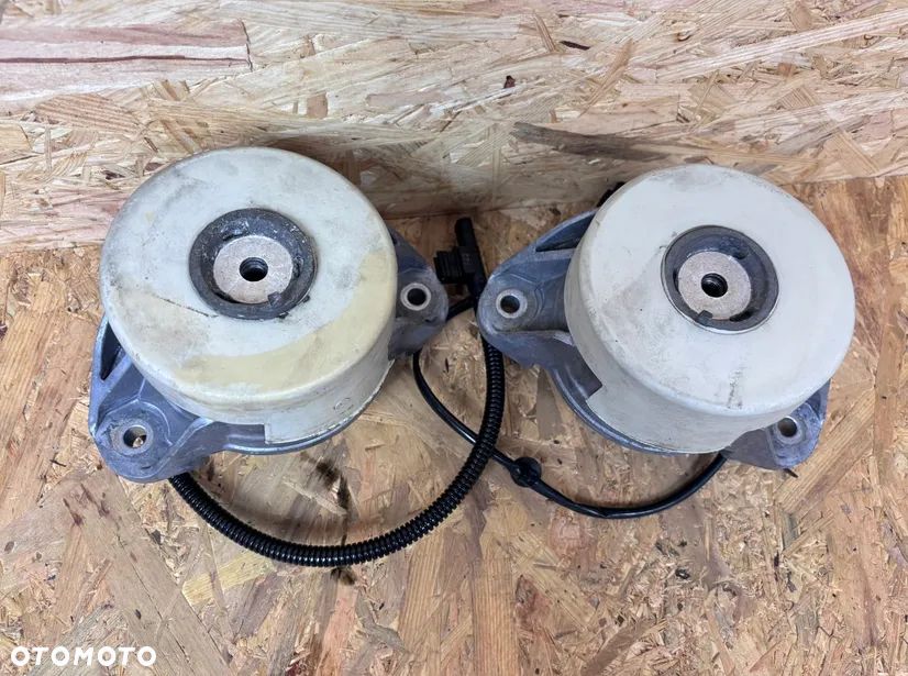 PODUSZKA ŁAPA SILNIKA MERCEDES S-KLASA 2222401100 2222405000 + Gwarancja - 2