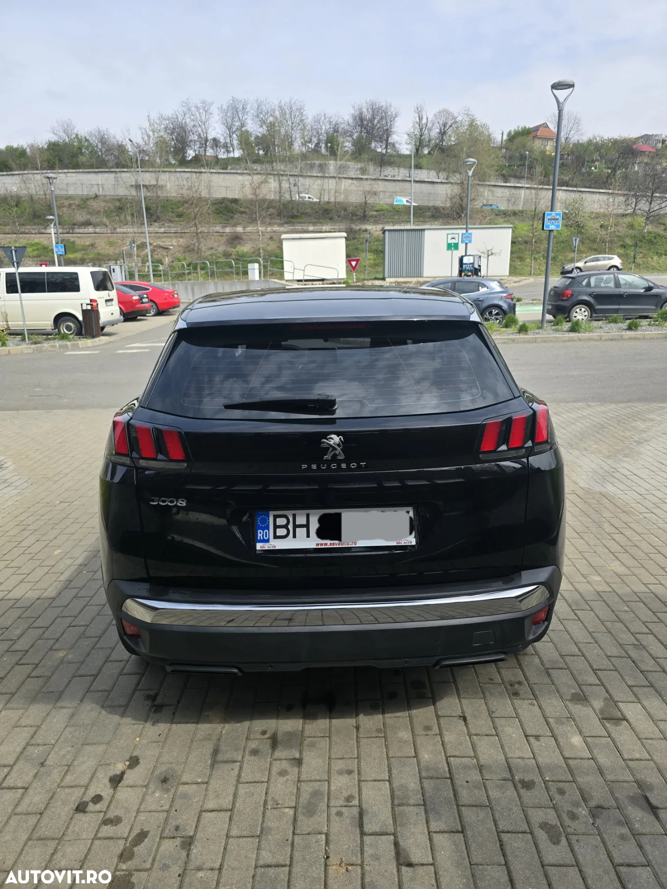 Peugeot 3008 1.5 BlueHDI S&S EAT8 Active - 3