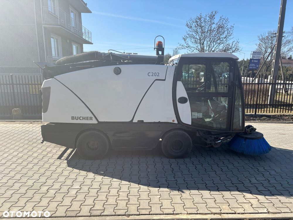 Johnston Johnston Bucher C202 - 14