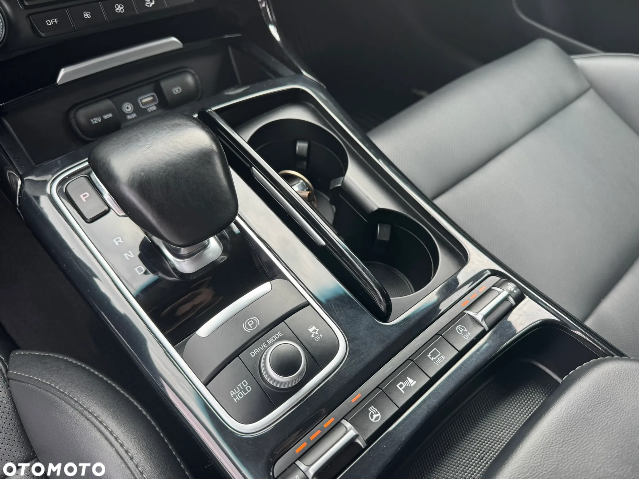 Kia Stinger 2.0 T-GDI L - 12