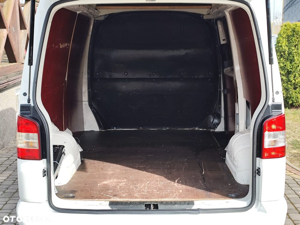 Volkswagen Transporter T5 - 16