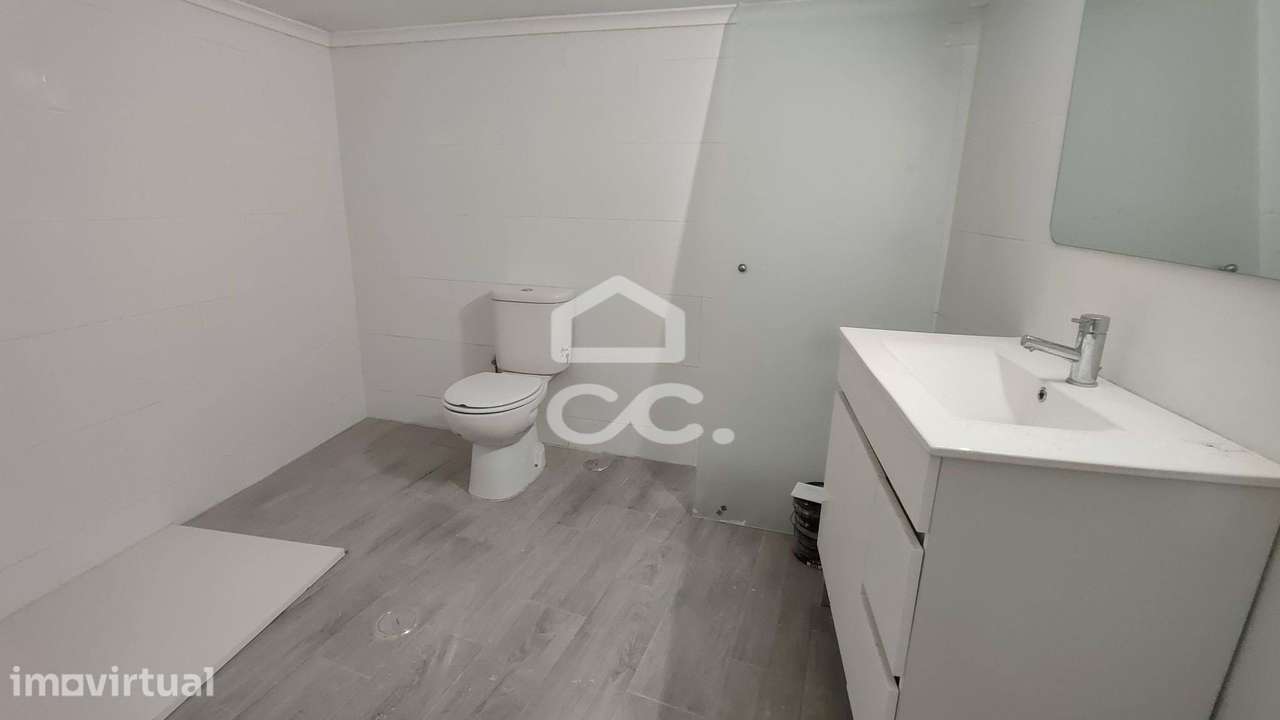 Moradia Rés do Chão e CaveT3 remodelada em Beja - Grande imagem: 3/22