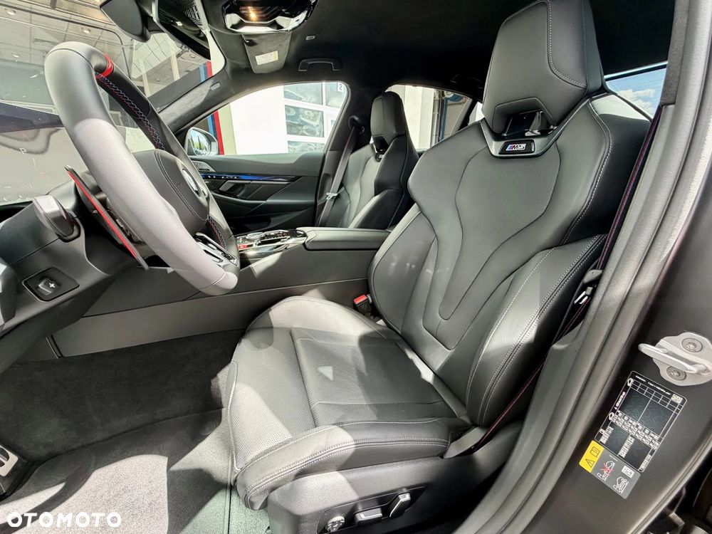 BMW M5 PHEV - 14