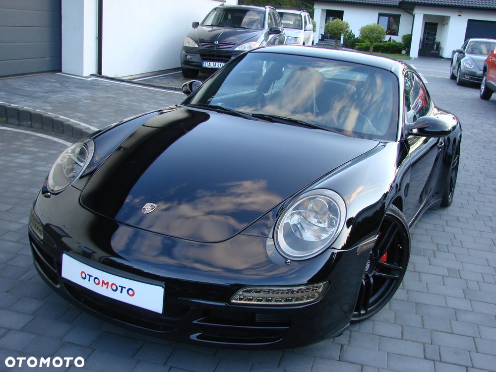 Porsche 911 Carrera 4 S - 4