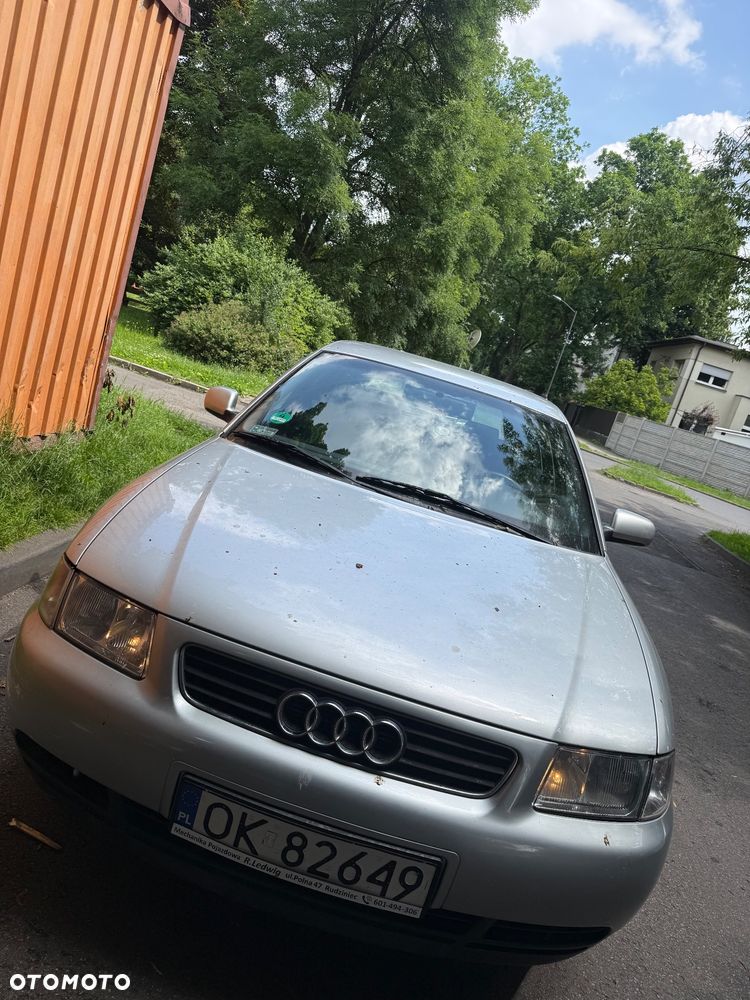 Audi A3 Sportback - 1