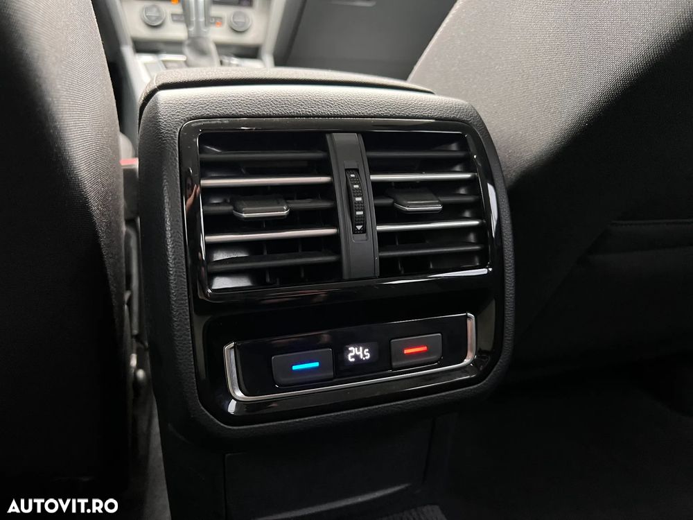 Volkswagen Passat 2.0 TDI DSG Comfortline - 22