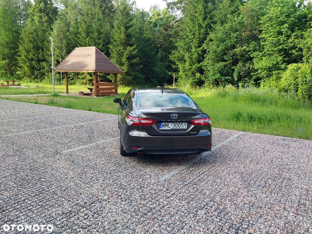 Toyota Camry - 2