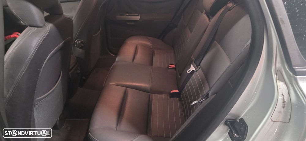 Volvo V50 1.6 D Nível 2 - 9