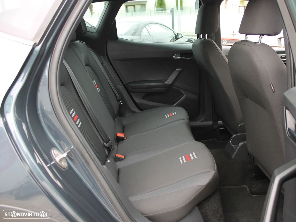 SEAT Arona 1.0 TSI FR - 14