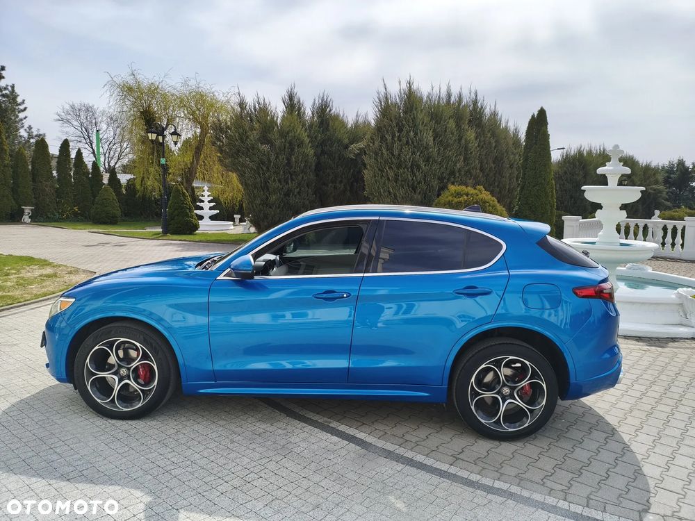 Alfa Romeo Stelvio 2.0 Turbo 16V AT8-Q4 Veloce Ti - 14