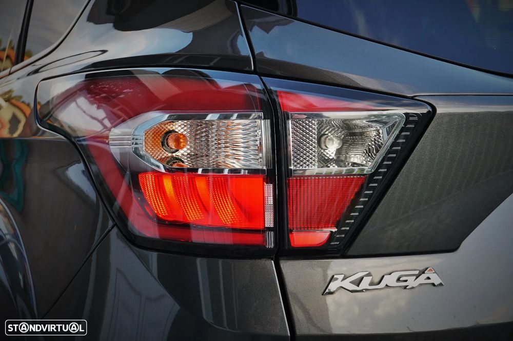 Ford Kuga 1.5 TDCi Titanium - 42