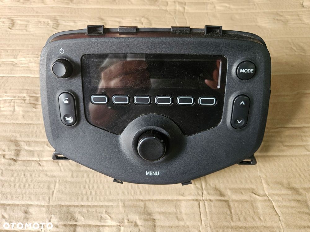toyota aygo ii 14-18 radio - 1