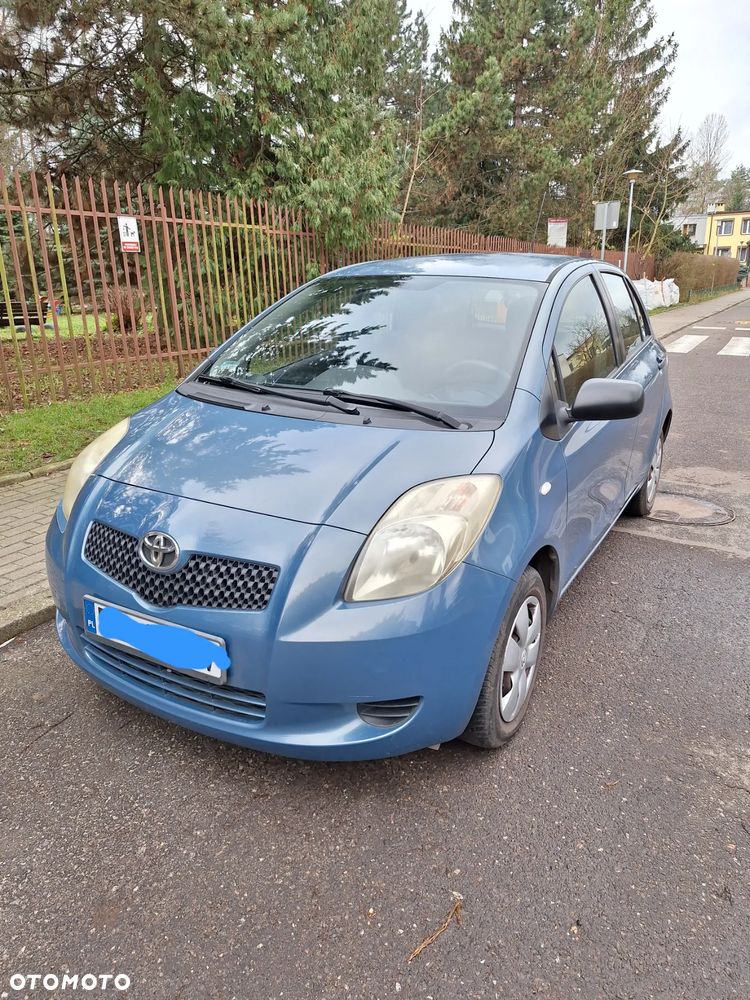 Toyota Yaris 1.0 Terra - 1