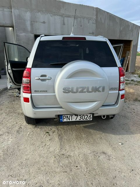 Suzuki Grand Vitara 1.9 DDiS Comfort DPF Limited - 8