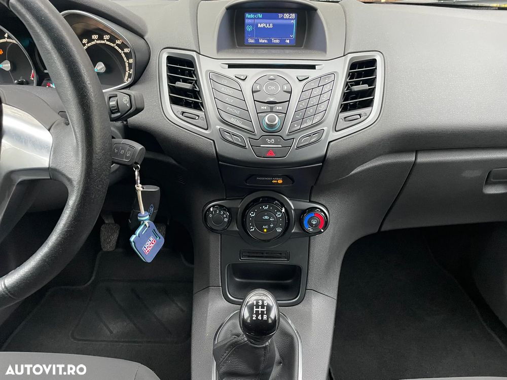 Ford Fiesta - 18