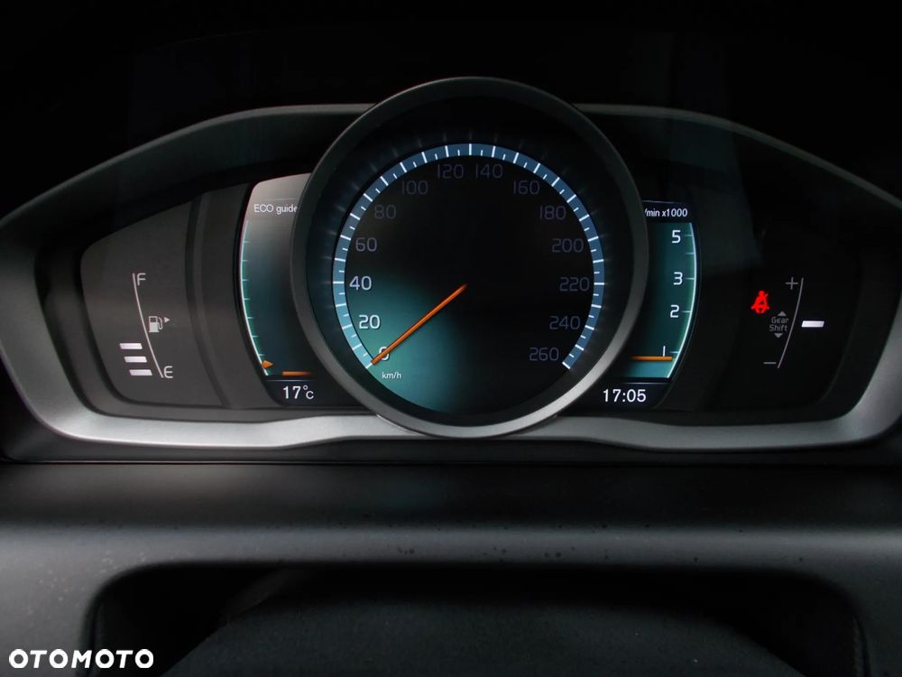 Volvo XC 60 T5 Inscription - 16