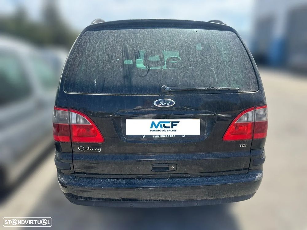 Ford Galaxy 1.9 TDI Ref AUY 7 Lug de 2002 para peças - 2