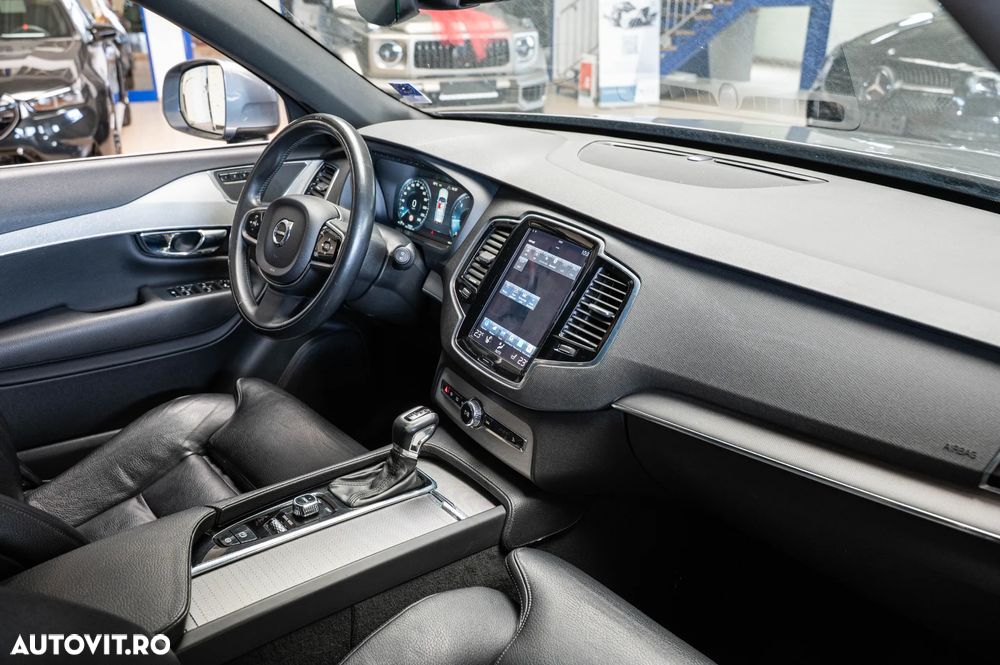 Volvo XC 90 D5 AWD Geartronic Inscription - 8