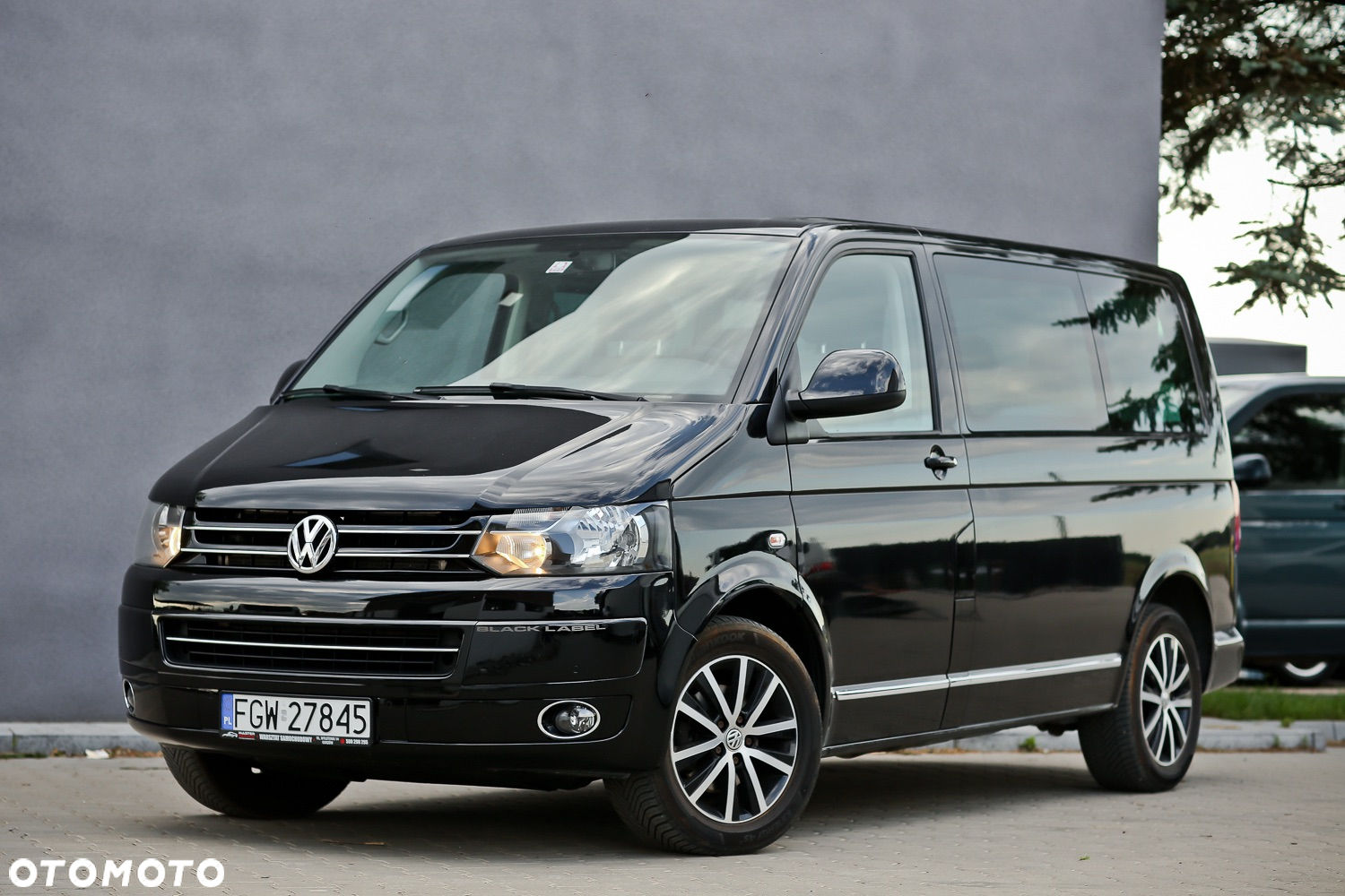 Volkswagen Multivan - 4