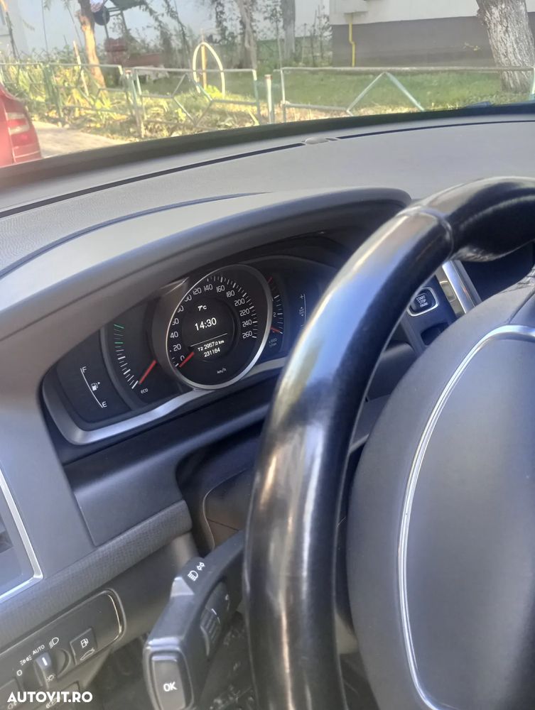 Volvo XC 60 D4 AWD Momentum - 20