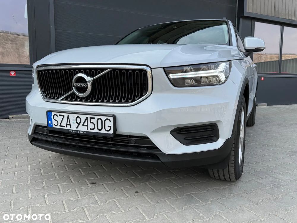 Volvo XC 40 T2 Momentum Core - 25