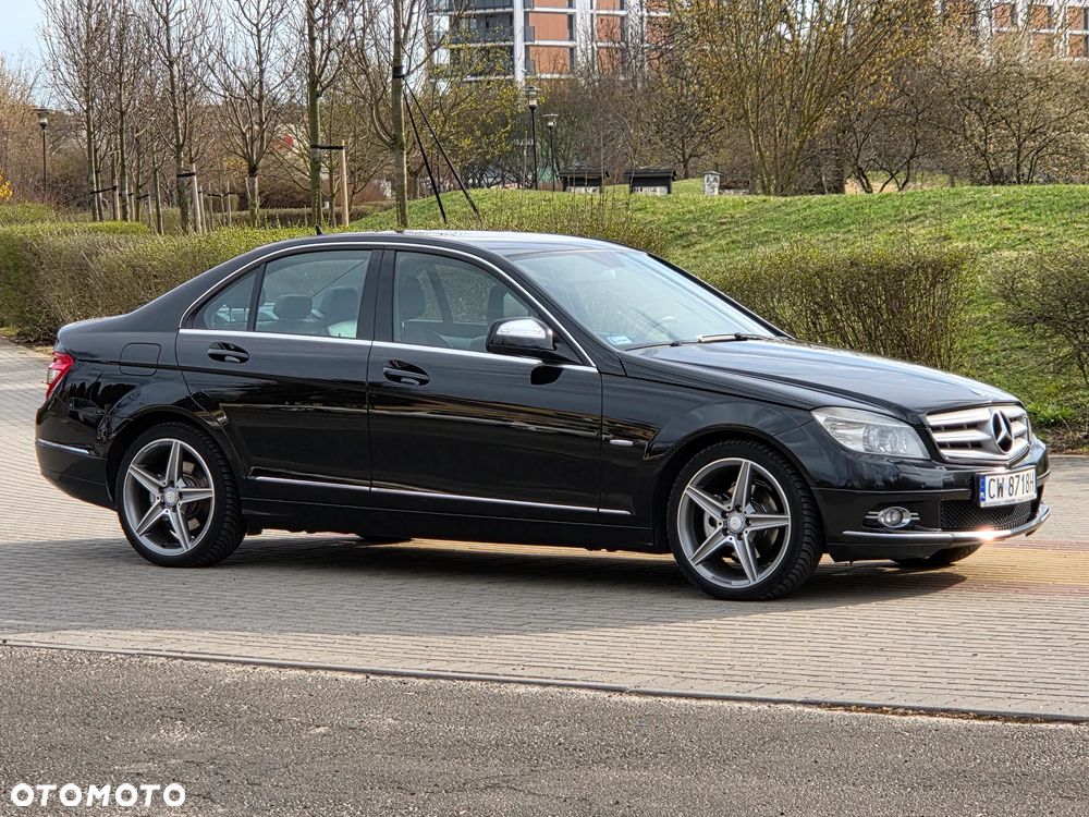 Mercedes-Benz Klasa C 220 CDI DPF Automatik Avantgarde - 11