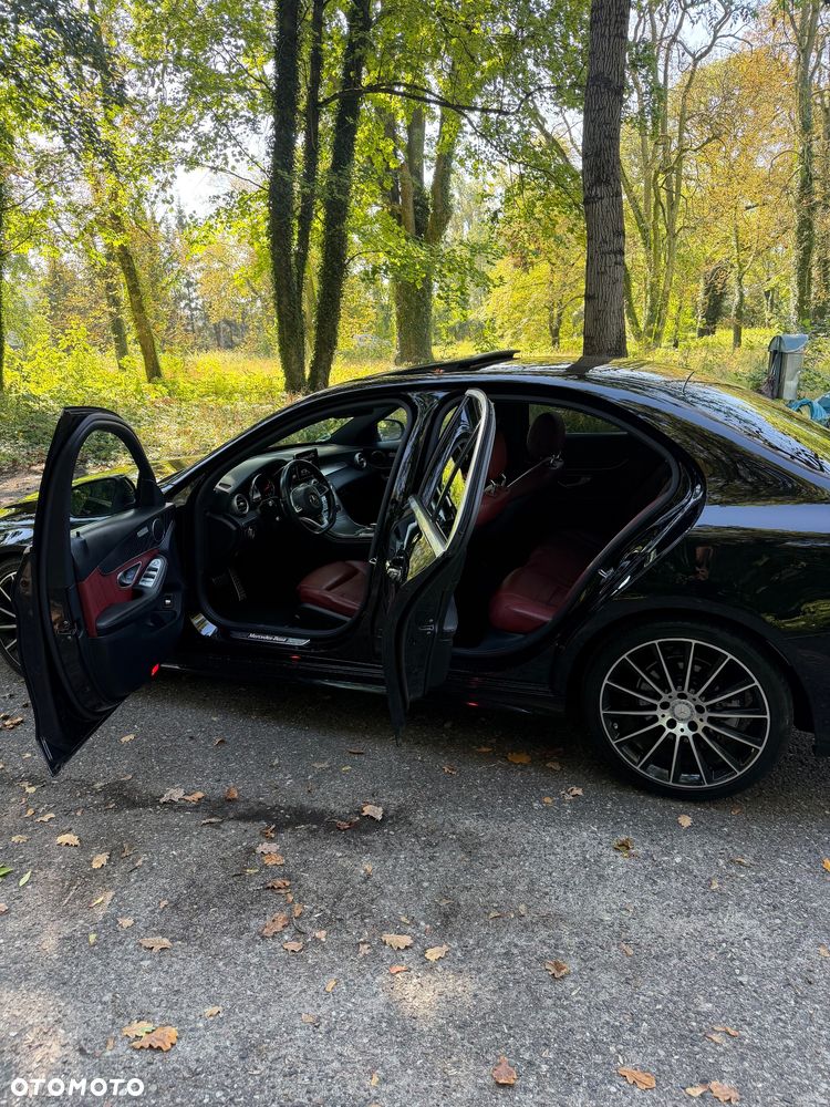 Mercedes-Benz Klasa C 400 4Matic 9G-TRONIC AMG Line - 22