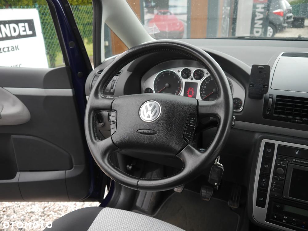 Volkswagen Sharan 1.8 5V Turbo Freestyle - 22