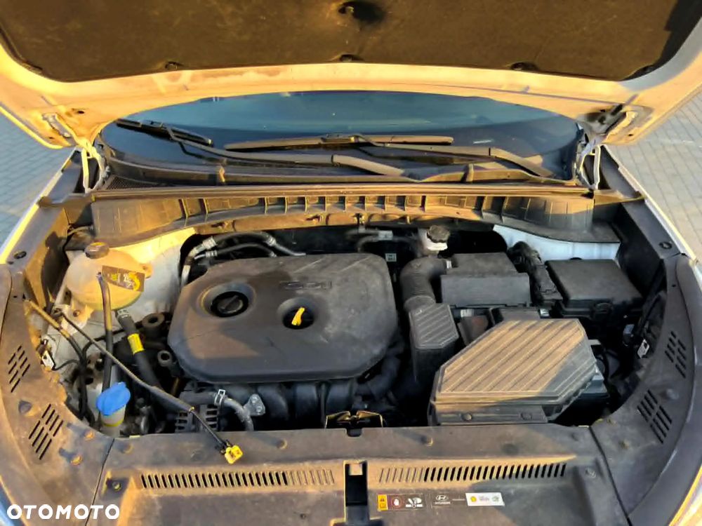 Hyundai Tucson - 16