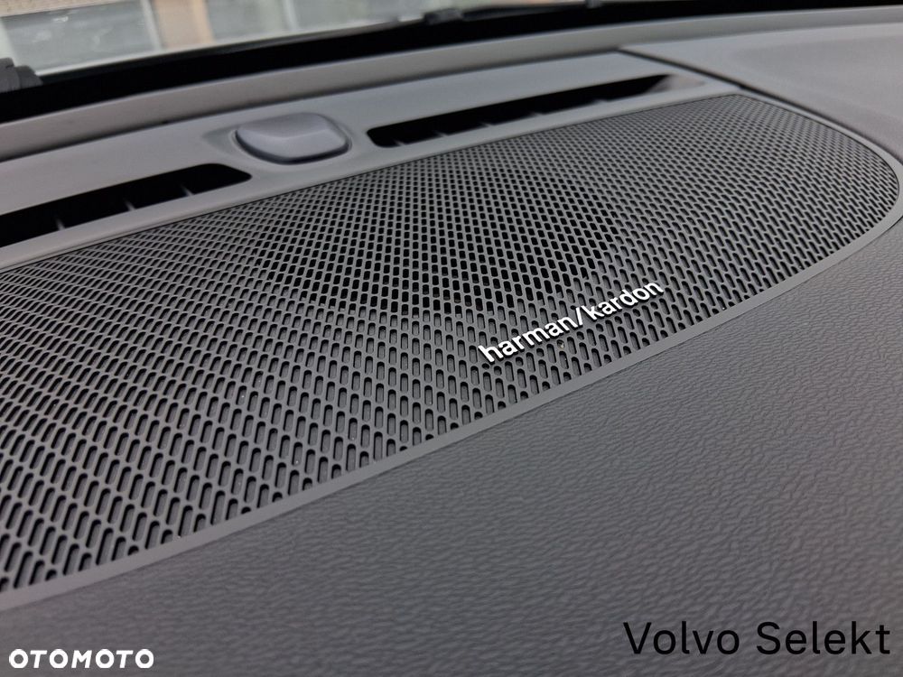 Volvo XC 40 - 22