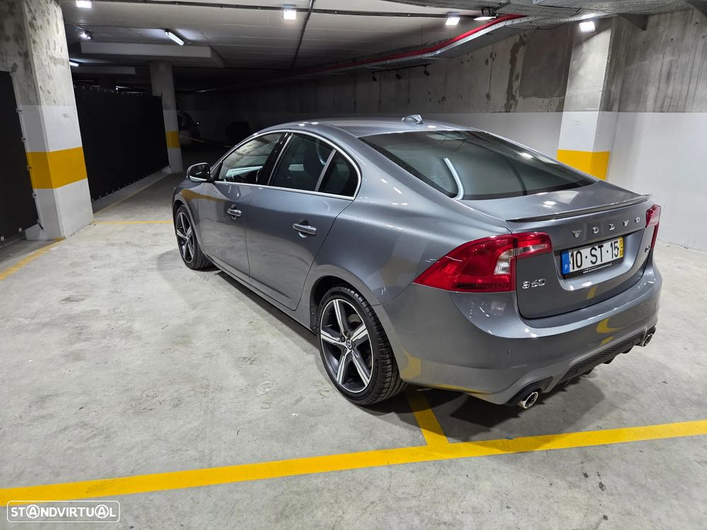 Volvo S60 2.0 D4 R-Design Momentum Geartronic - 9