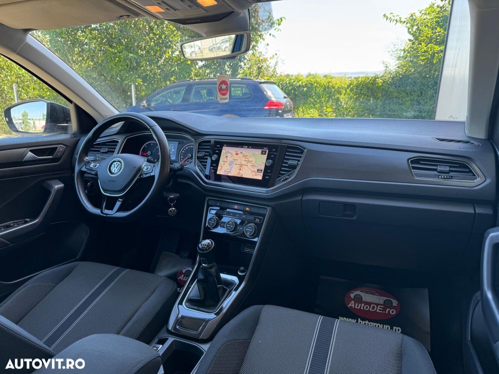 VOLKSWAGEN T-Roc 2019 — imagine 20