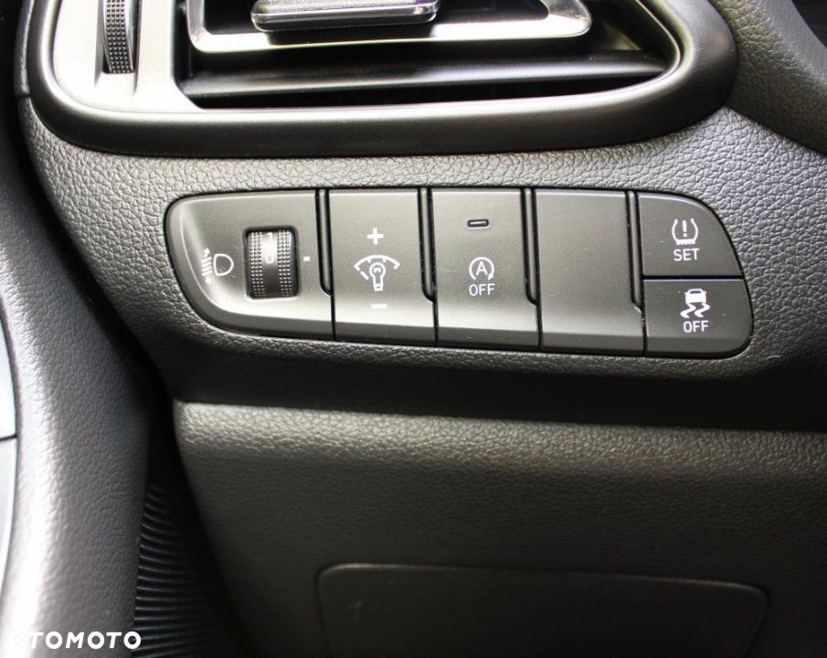 Hyundai i30 - 13