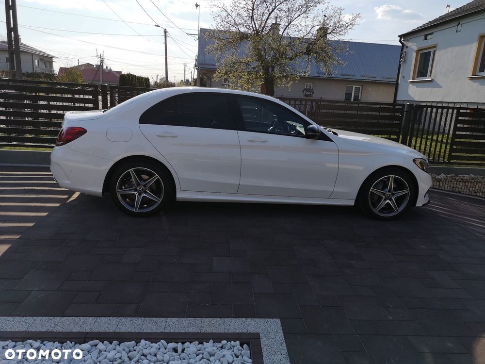 Mercedes-Benz Klasa C 200 4-Matic 9G-TRONIC - 7