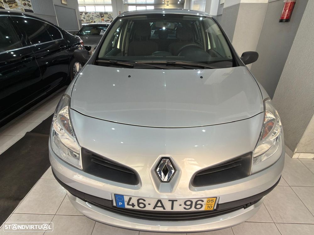 Renault Clio 1.2 16V Confort - 6
