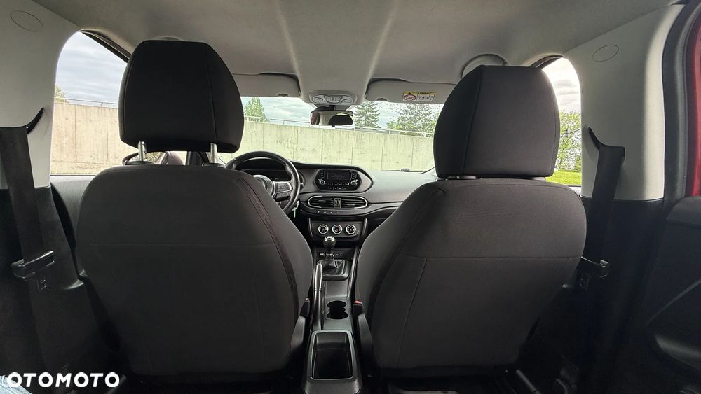 Fiat Tipo 1.4 16v Easy EU6d - 27