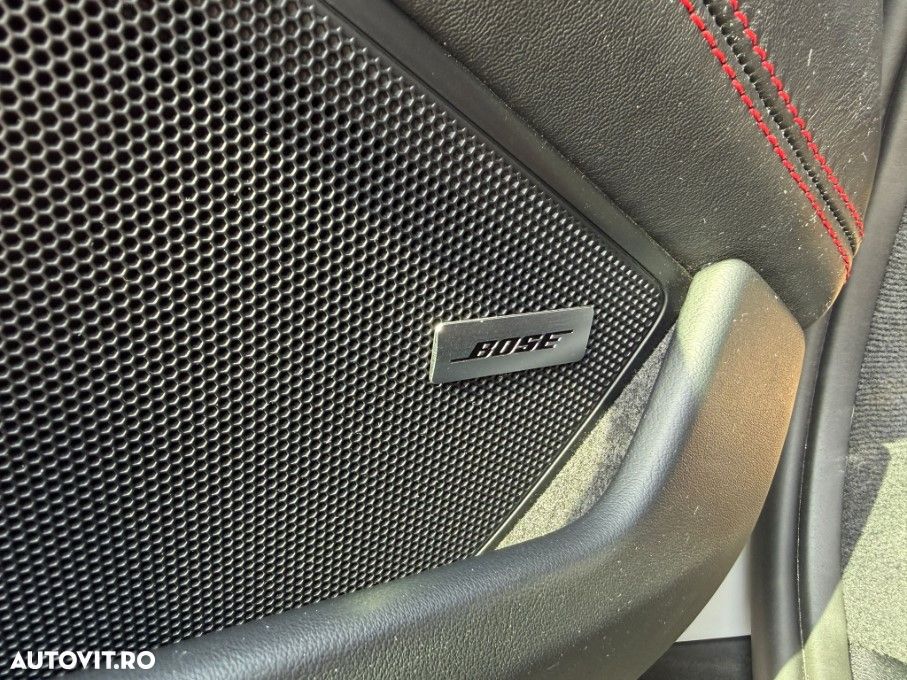 Porsche 911 Targa 4 GTS PDK - 17