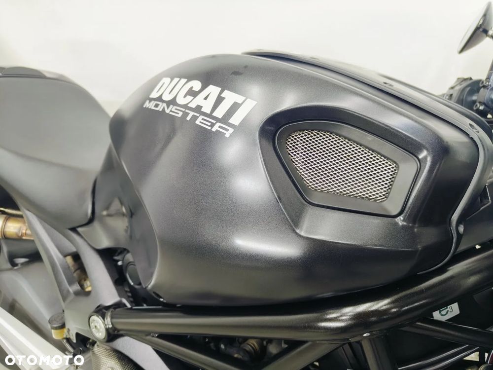 Ducati Monster - 6