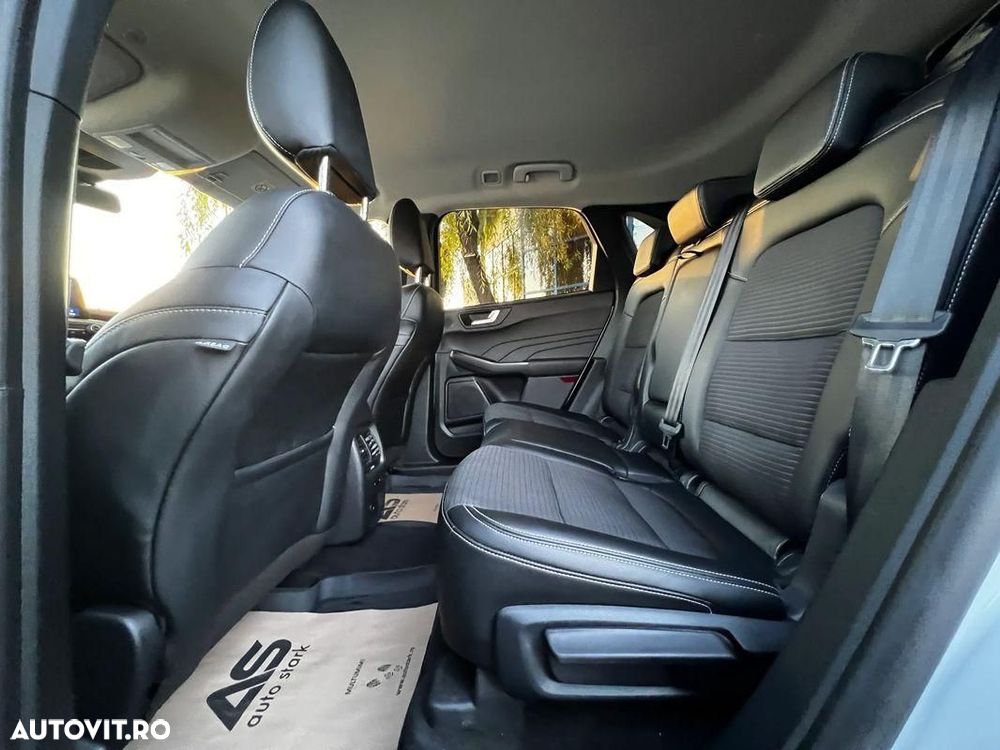 Ford Kuga 2.5 Duratec FHEV AWD Titanium - 18